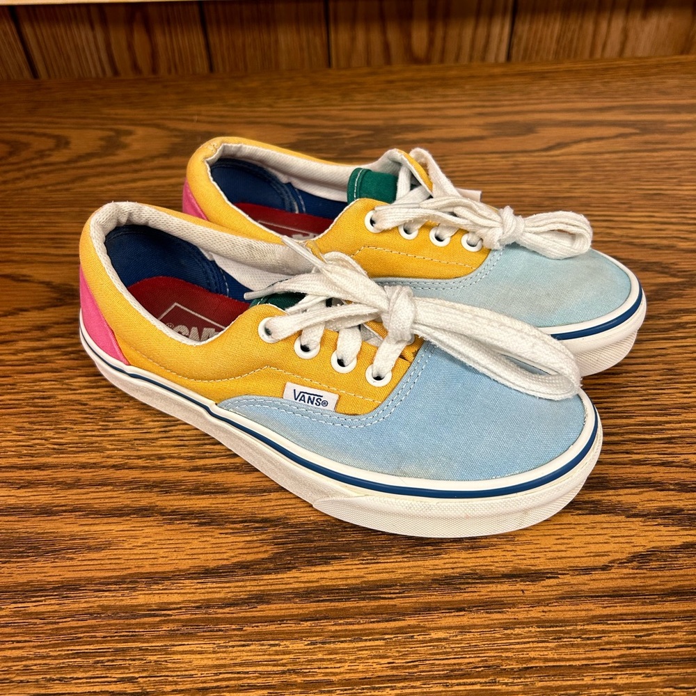 Vans Authentic Era Classic Sneakers Unisex Canvas Shoes Women’s Size 5
